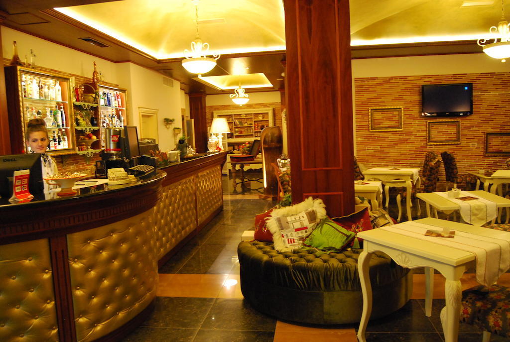 2 Kitarrat Boutique Hotel & Spa Durrës Eksteriør bilde