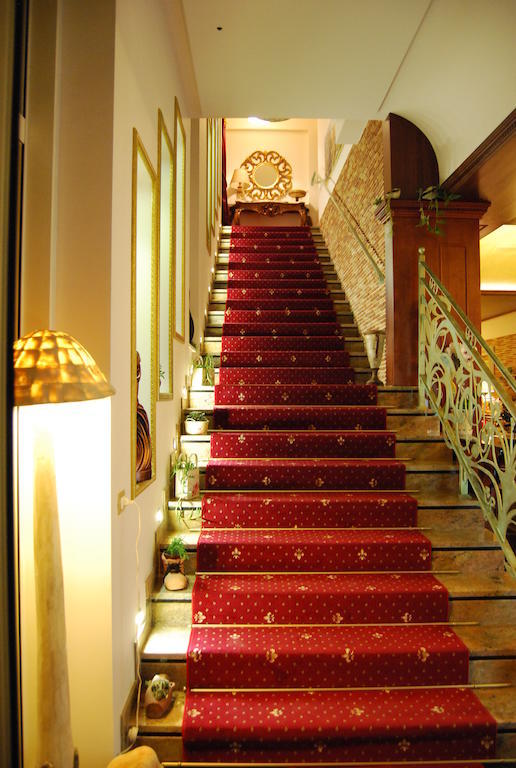2 Kitarrat Boutique Hotel & Spa Durrës Eksteriør bilde
