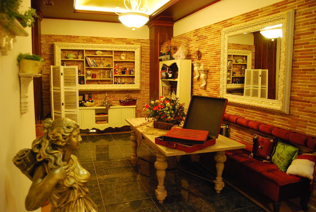 2 Kitarrat Boutique Hotel & Spa Durrës Eksteriør bilde