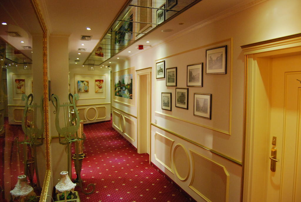 2 Kitarrat Boutique Hotel & Spa Durrës Eksteriør bilde