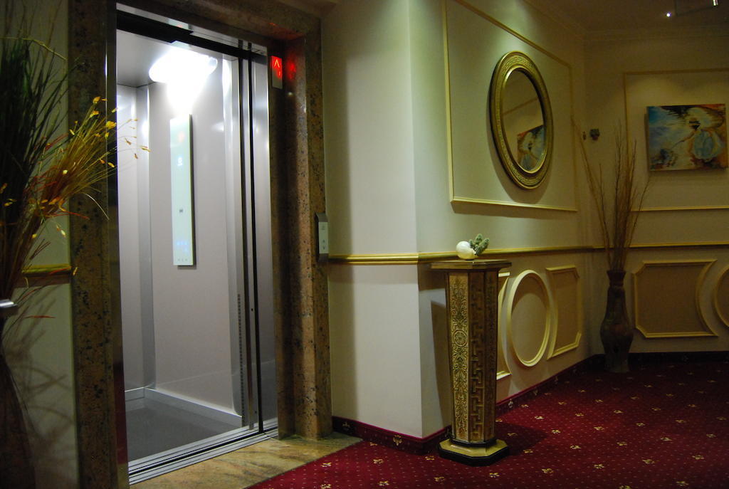 2 Kitarrat Boutique Hotel & Spa Durrës Eksteriør bilde