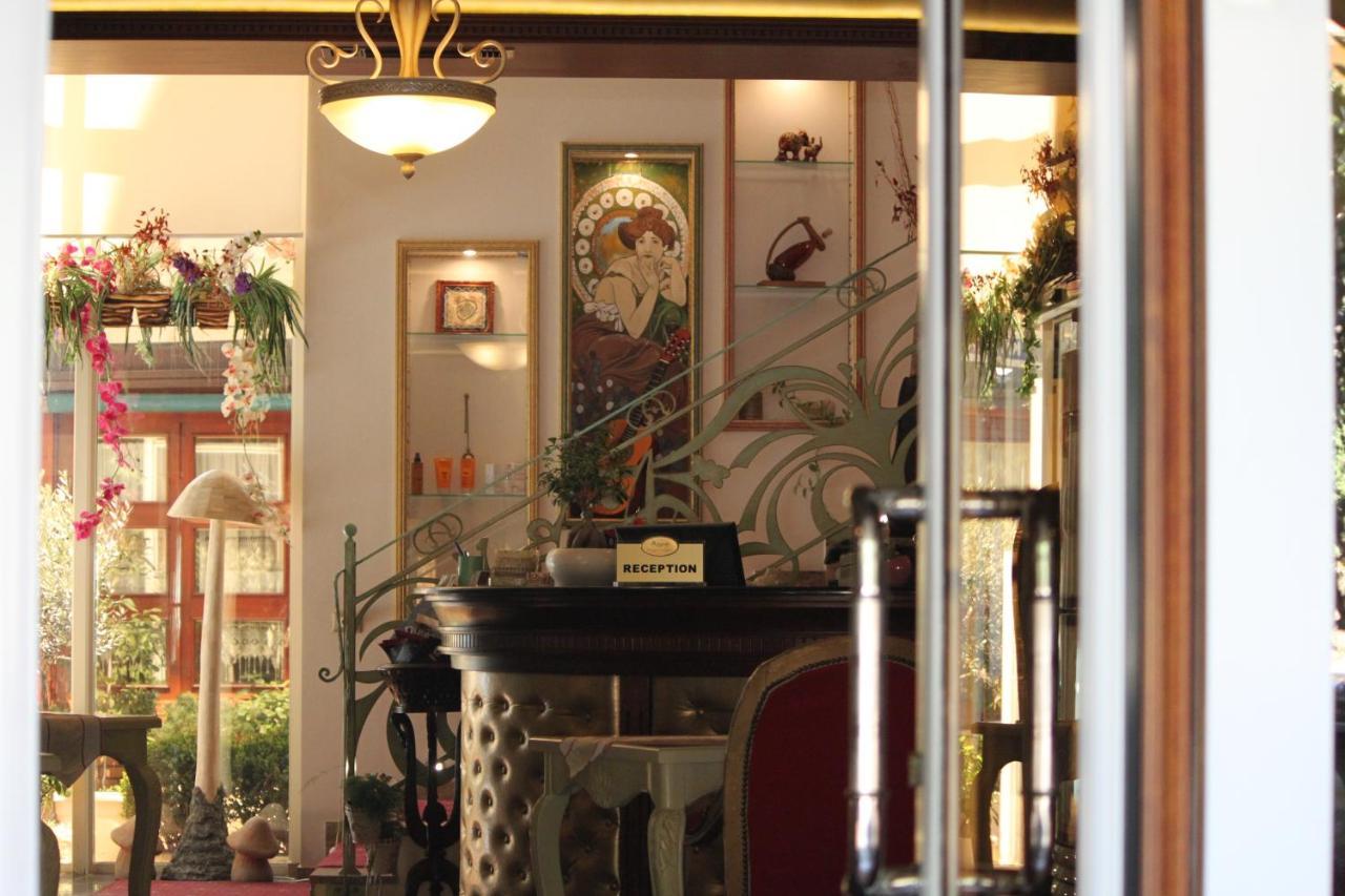 2 Kitarrat Boutique Hotel & Spa Durrës Eksteriør bilde