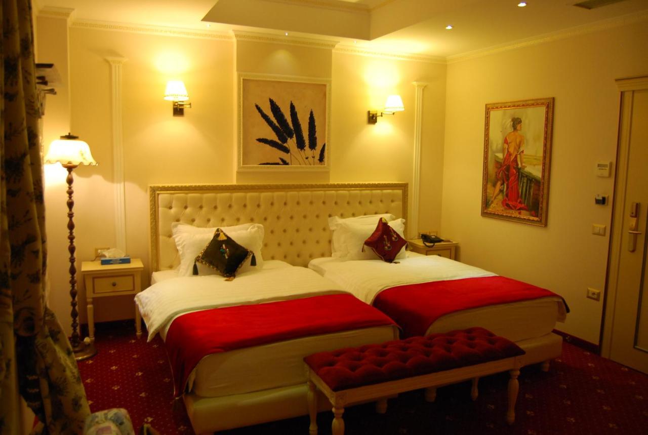 2 Kitarrat Boutique Hotel & Spa Durrës Eksteriør bilde