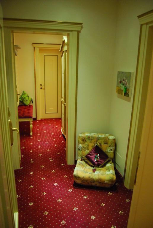 2 Kitarrat Boutique Hotel & Spa Durrës Eksteriør bilde